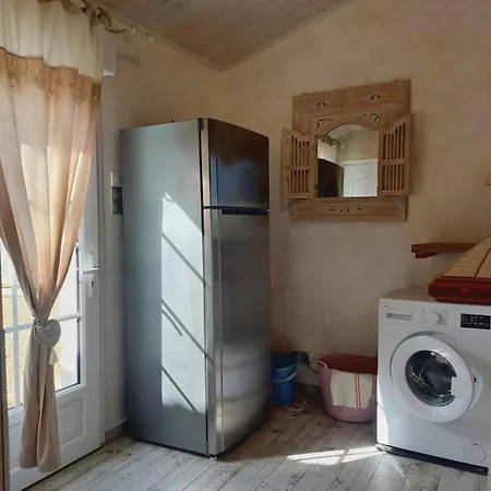 Дом отдыха Jolie Maison A La Cotiniere Classee 3 Etoiles
